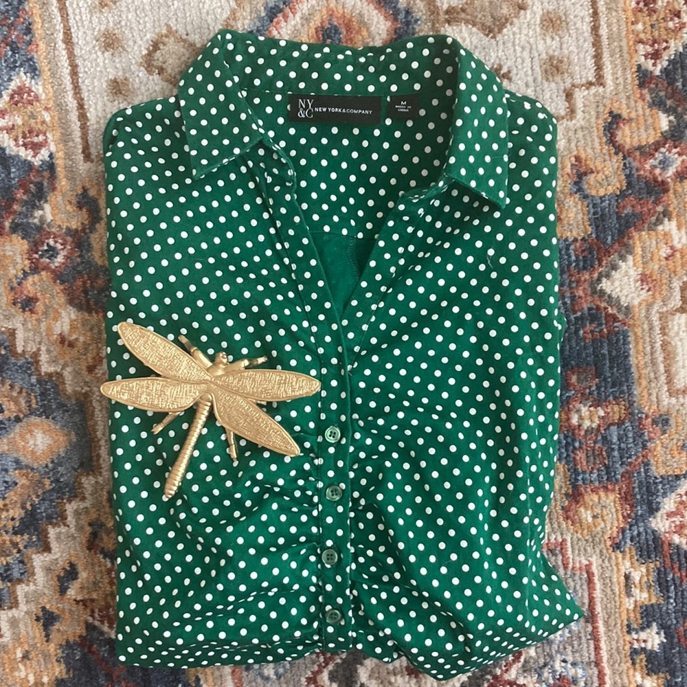 NY&C emerald green button down